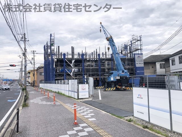 物件外観写真3　(建築中)