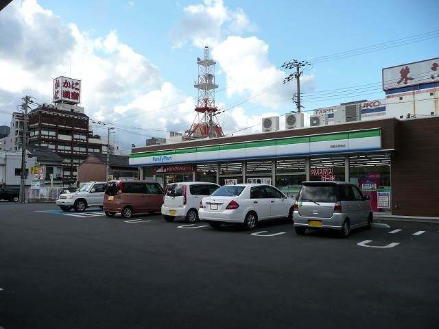 物件内観写真31　(ファミリーマート和歌山築地店様 468m)