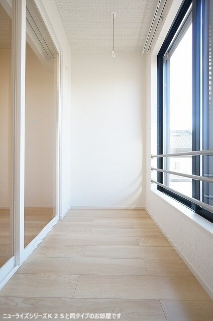 物件内観写真18　(同仕様：サンルーム)