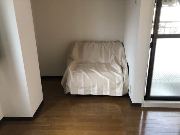 内装他