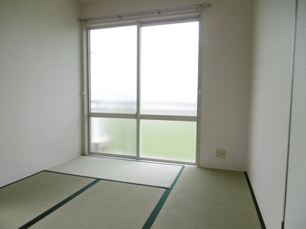 居室(同仕様)