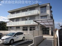 阪和線・羽衣線 和歌山駅 3階建 築7年の外観写真