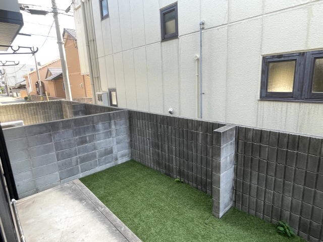 バルコニー(専用庭)