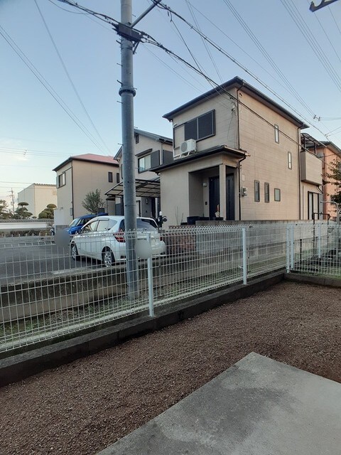 物件内観写真16　(庭)