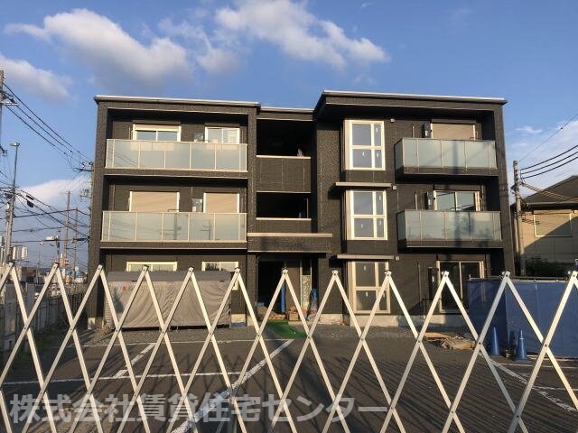 物件外観写真1　(建築中)
