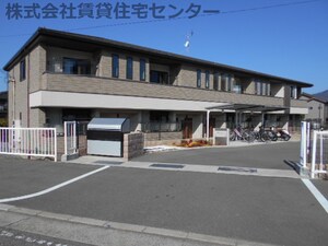 マンダリーナ外観写真