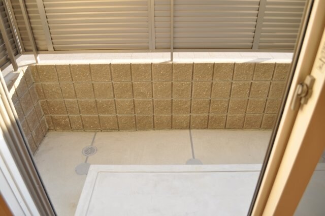 物件内観写真29　(テラス　同仕様)