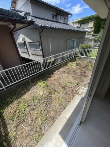 物件内観写真20　(専用庭)