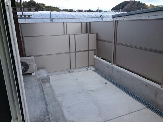 物件内観写真15　(テラス)