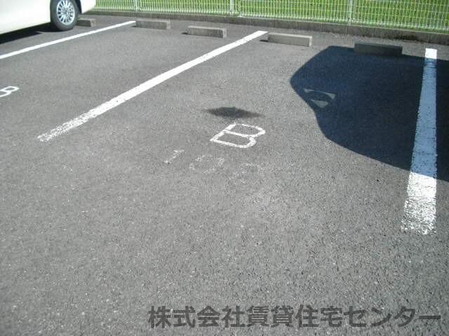 物件外観写真3　