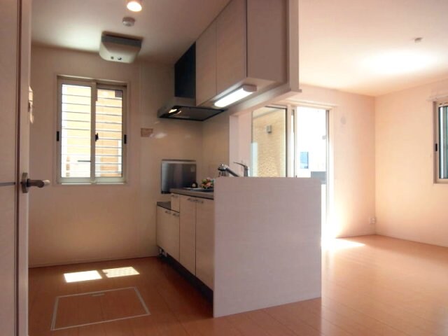 物件内観写真8　(同仕様)