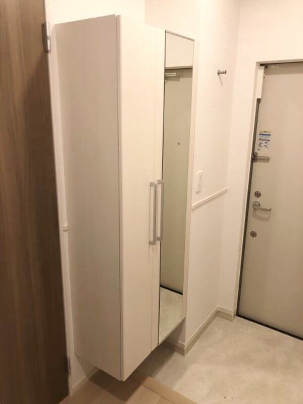 内装他