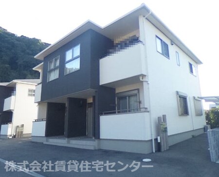 クラウンハイツ宮崎町外観写真