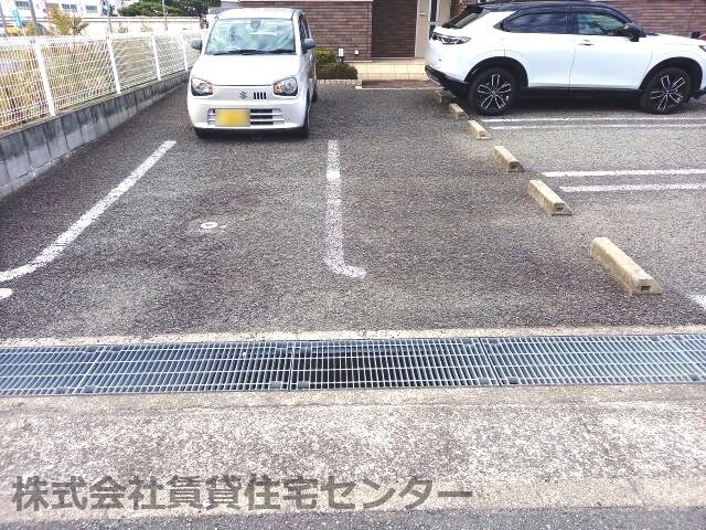 物件外観写真2　