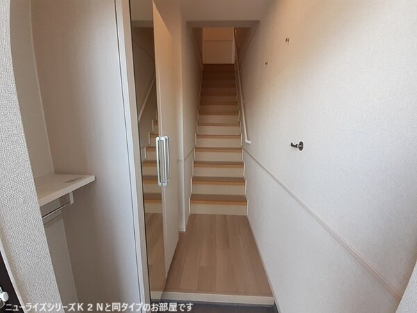 玄関(同仕様)