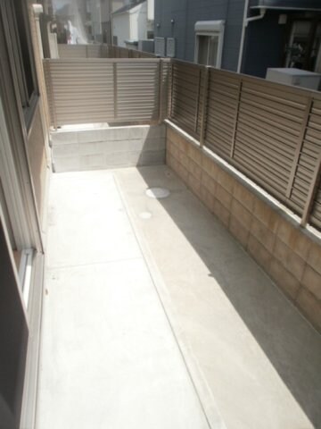 物件内観写真17　(テラス)