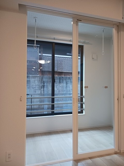 物件内観写真16　(サンルーム)