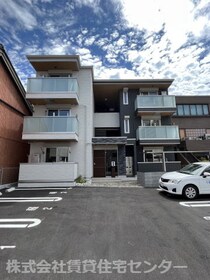 アルビネス田中町の外観写真