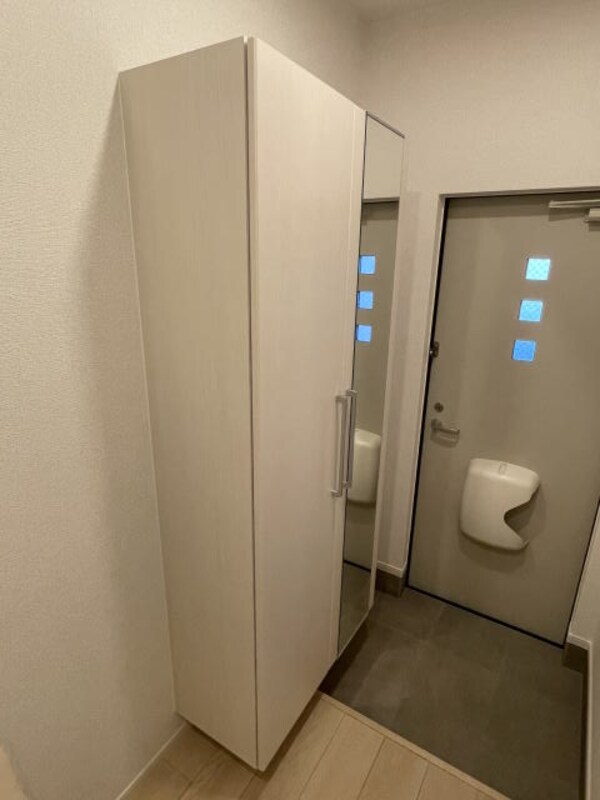 玄関(同仕様)