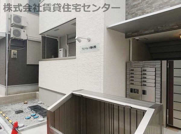 エントランス(建築中)