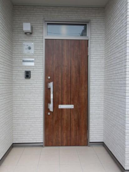 物件外観写真2　(同仕様)