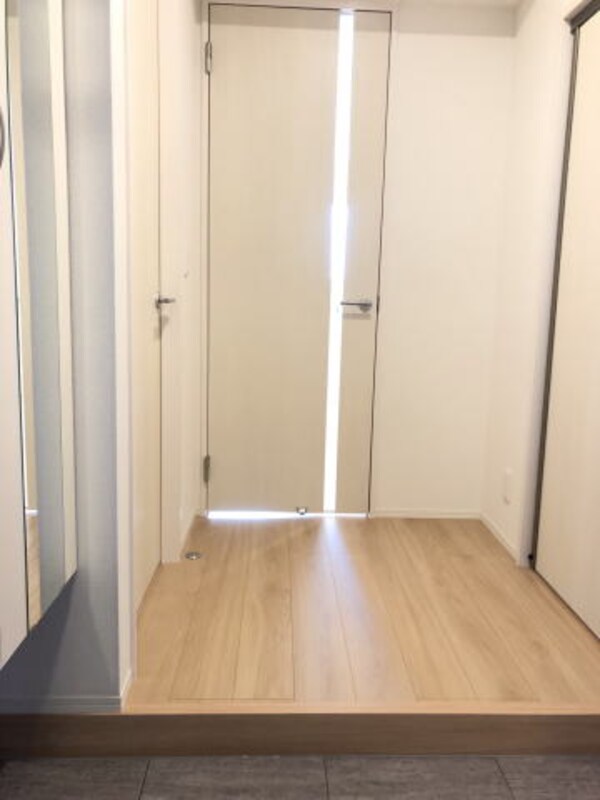 内装他