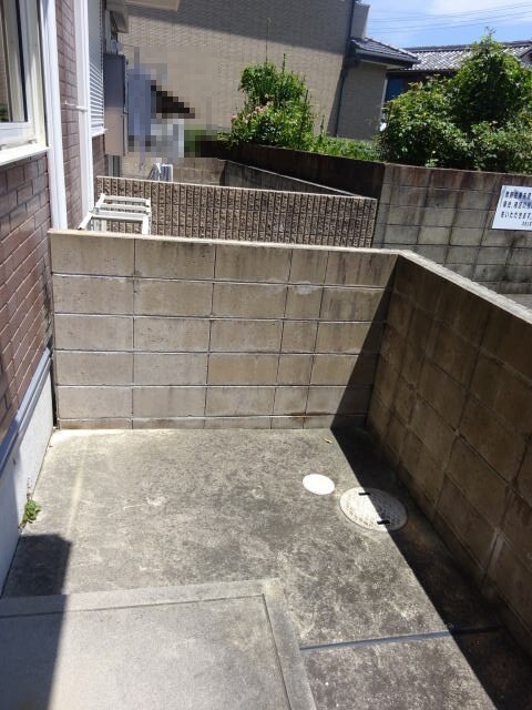 物件内観写真17　(同仕様　庭)