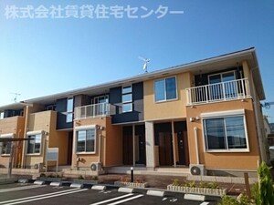 カーサ　プラシードⅡ外観写真