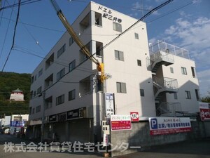 ドエル紀三井寺外観写真