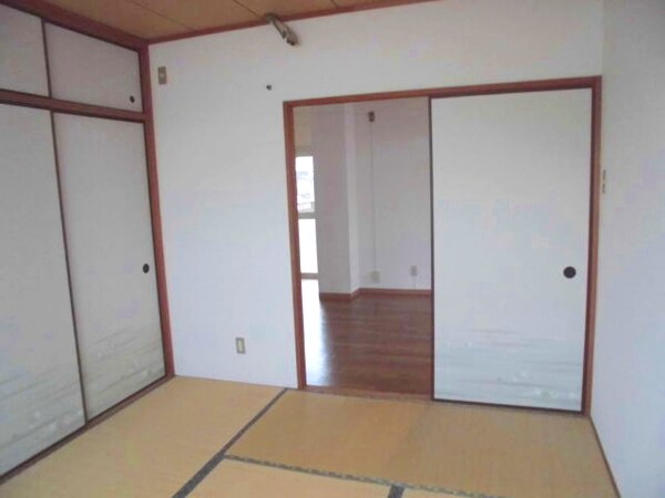 寝室