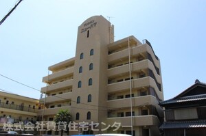 マンションニューハマ１外観写真