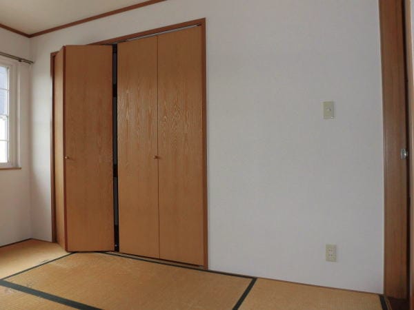寝室(同仕様)