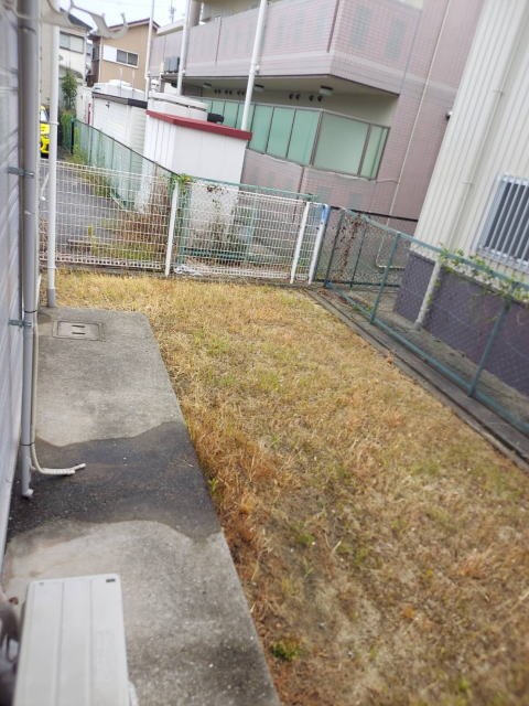 物件内観写真18　(専用庭)