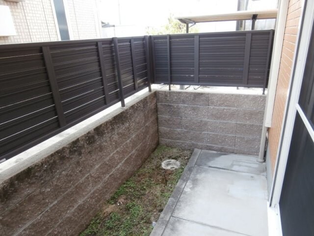 物件内観写真15　(テラス)