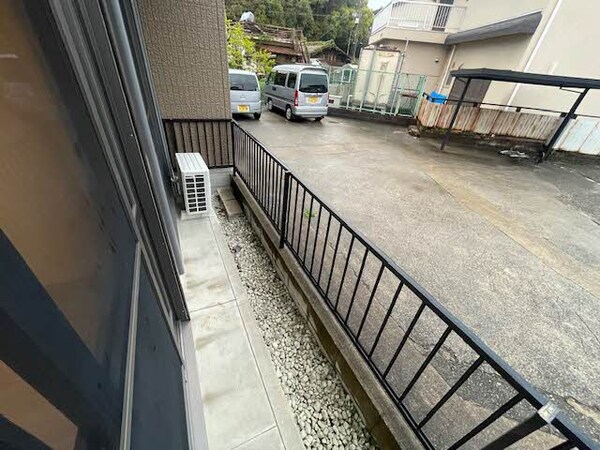 バルコニー(専用庭)