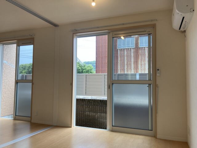 物件内観写真6　(同仕様)