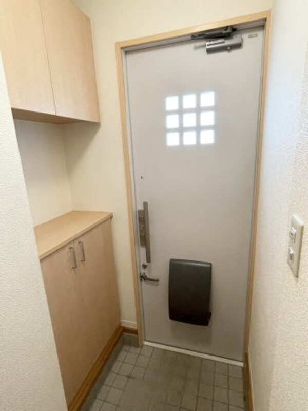 玄関(同仕様)