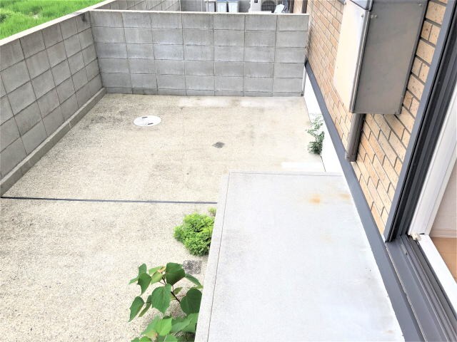 物件内観写真26　(同仕様：庭)