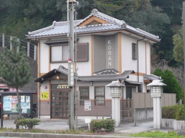 周辺環境(和歌浦交番 439m)