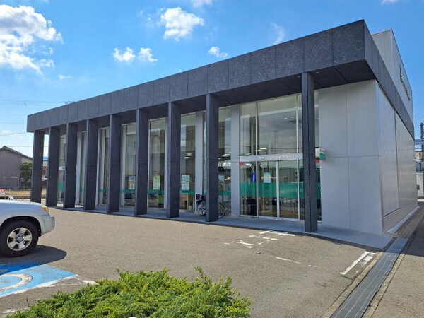 周辺環境(きのくに信用金庫 湯浅支店様 868m)