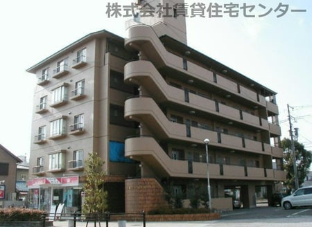 ルミエール高松外観写真