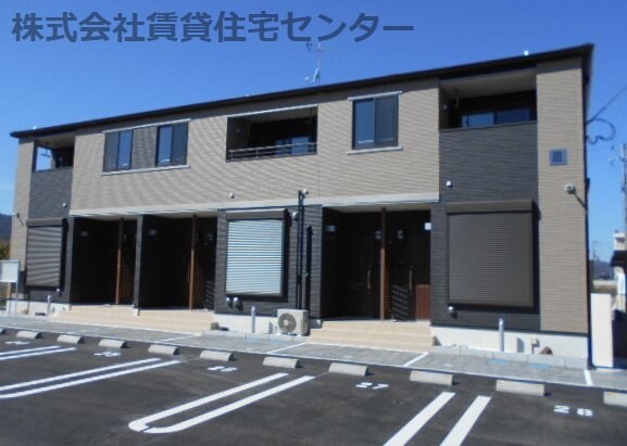 サーレ・WEST Ⅲの物件外観写真