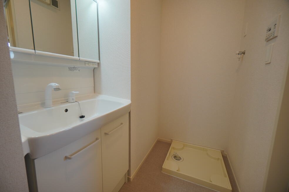 物件内観写真9　(同仕様)