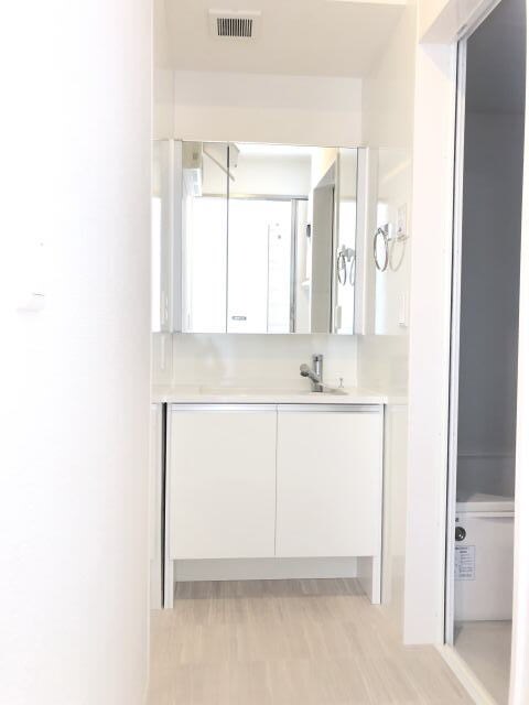 物件内観写真10　(1F)