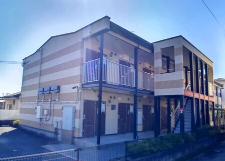 レオパレス西浜外観写真