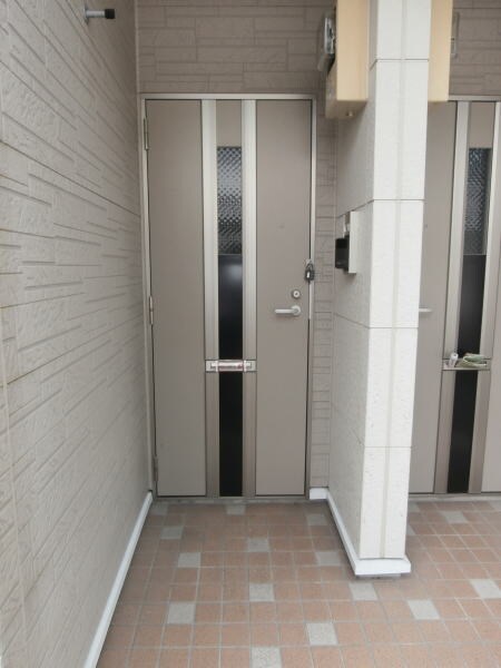 物件外観写真2　(同仕様)