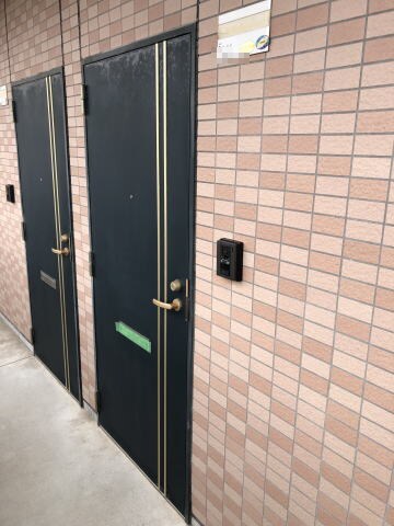 物件外観写真2　(同仕様)