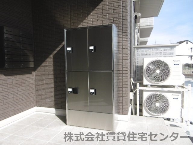 物件内観写真27　(宅配ボックス)