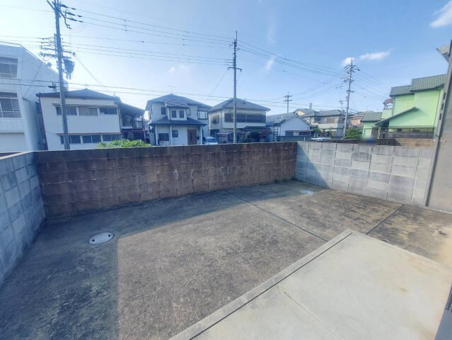 物件内観写真18　(専用庭)