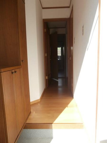 物件外観写真2　(同仕様)